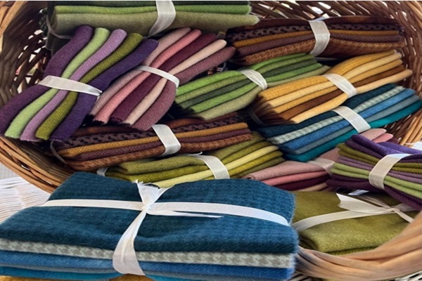 ReNew to distribute over 200,000 blankets to vulnerable sections; aspires to touch the 1 million mark by 2025